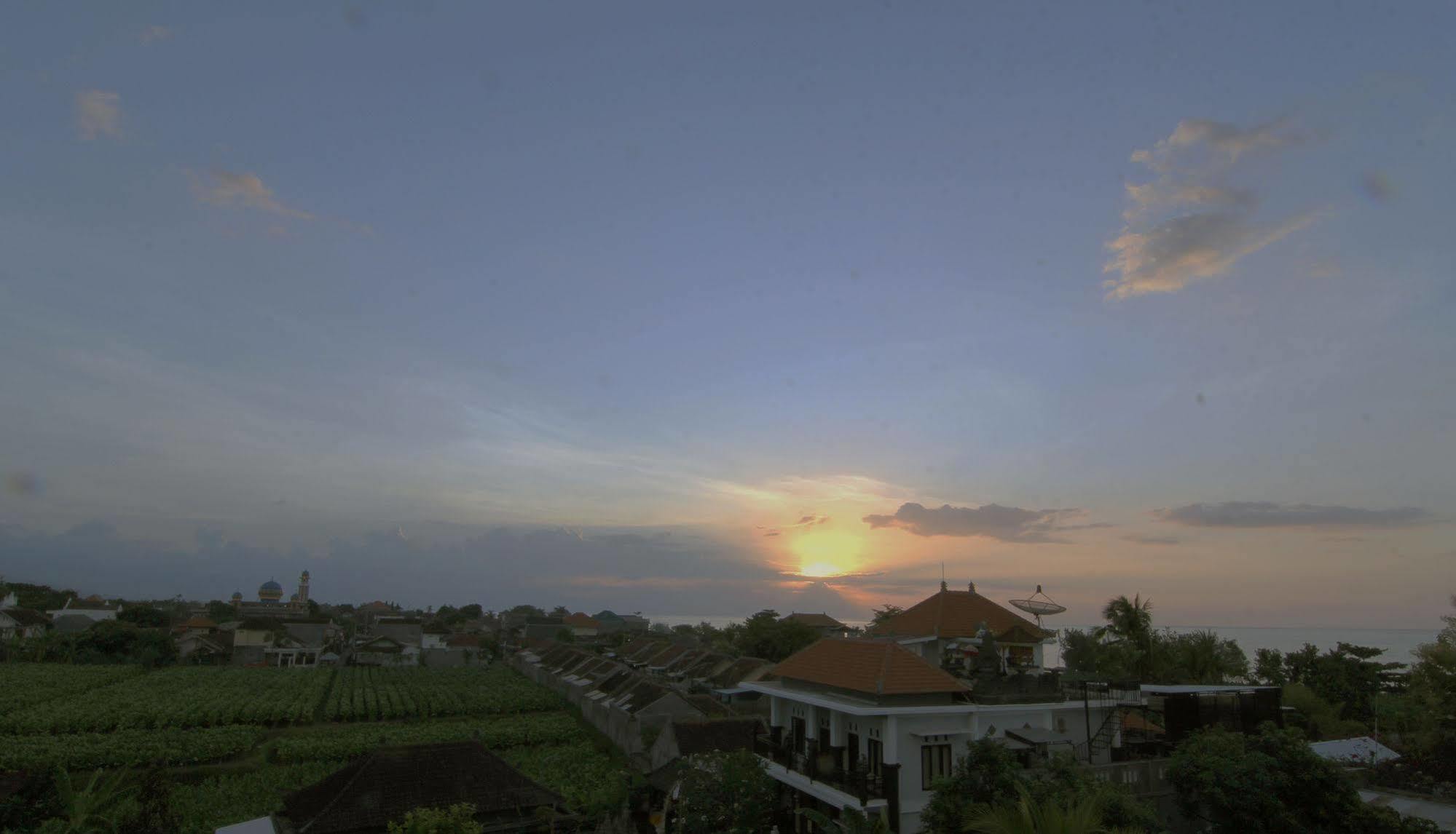 Hotel Mandari Buleleng Exterior foto
